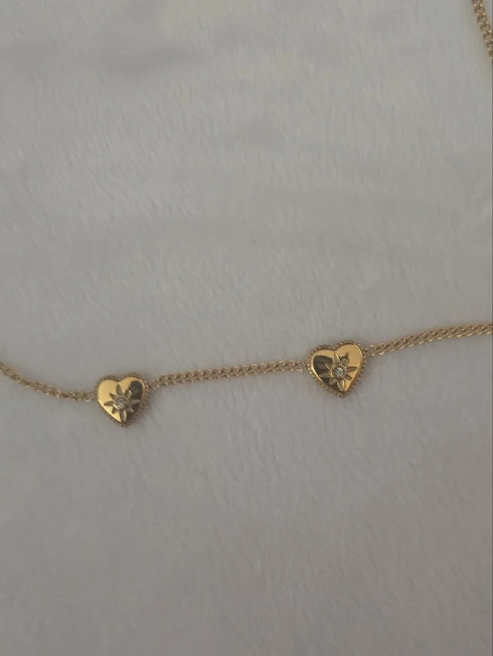 J Slides Gold Heart Link Necklace with Three Hearts